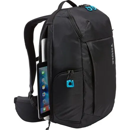 Aspect 22L DSLR Camera Backpack. Thule, black