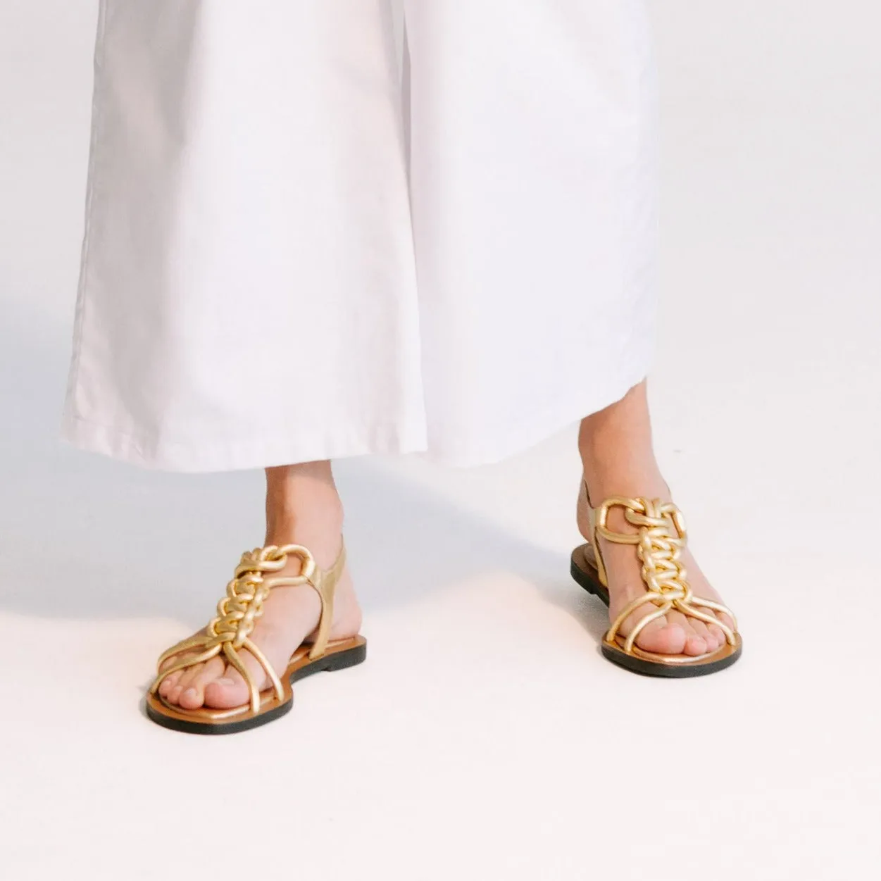 Betania Flats - Gold