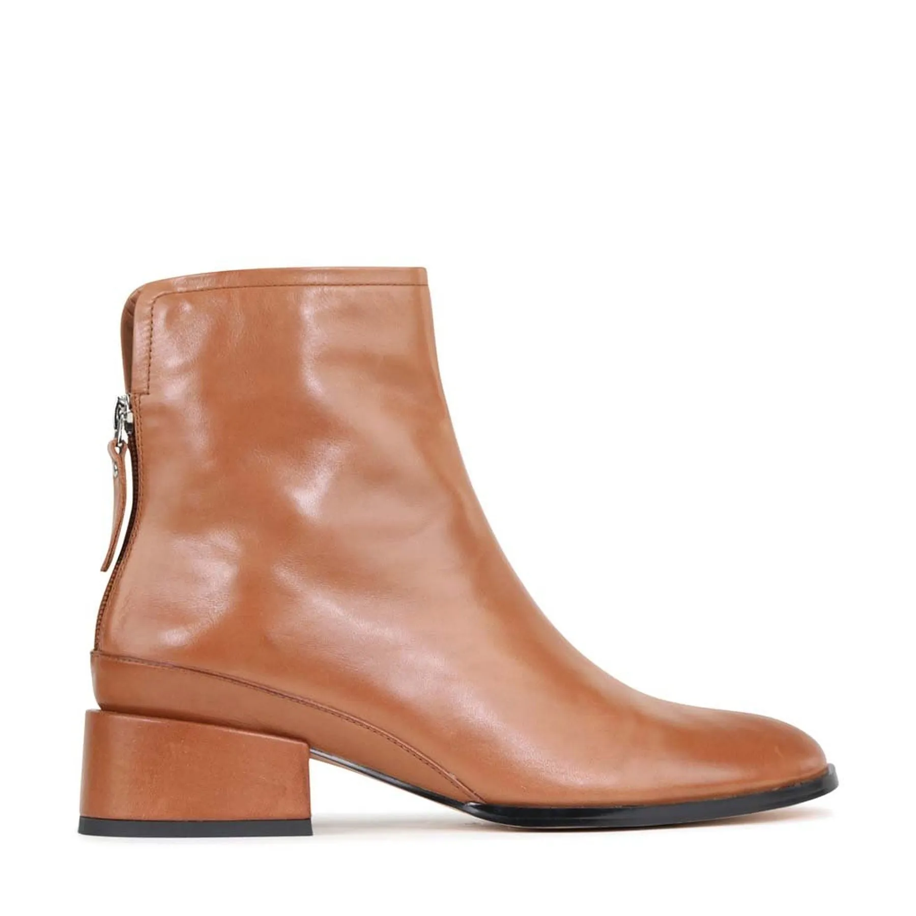 CAST LEATHER ARCHIVE ANKLE BOOT