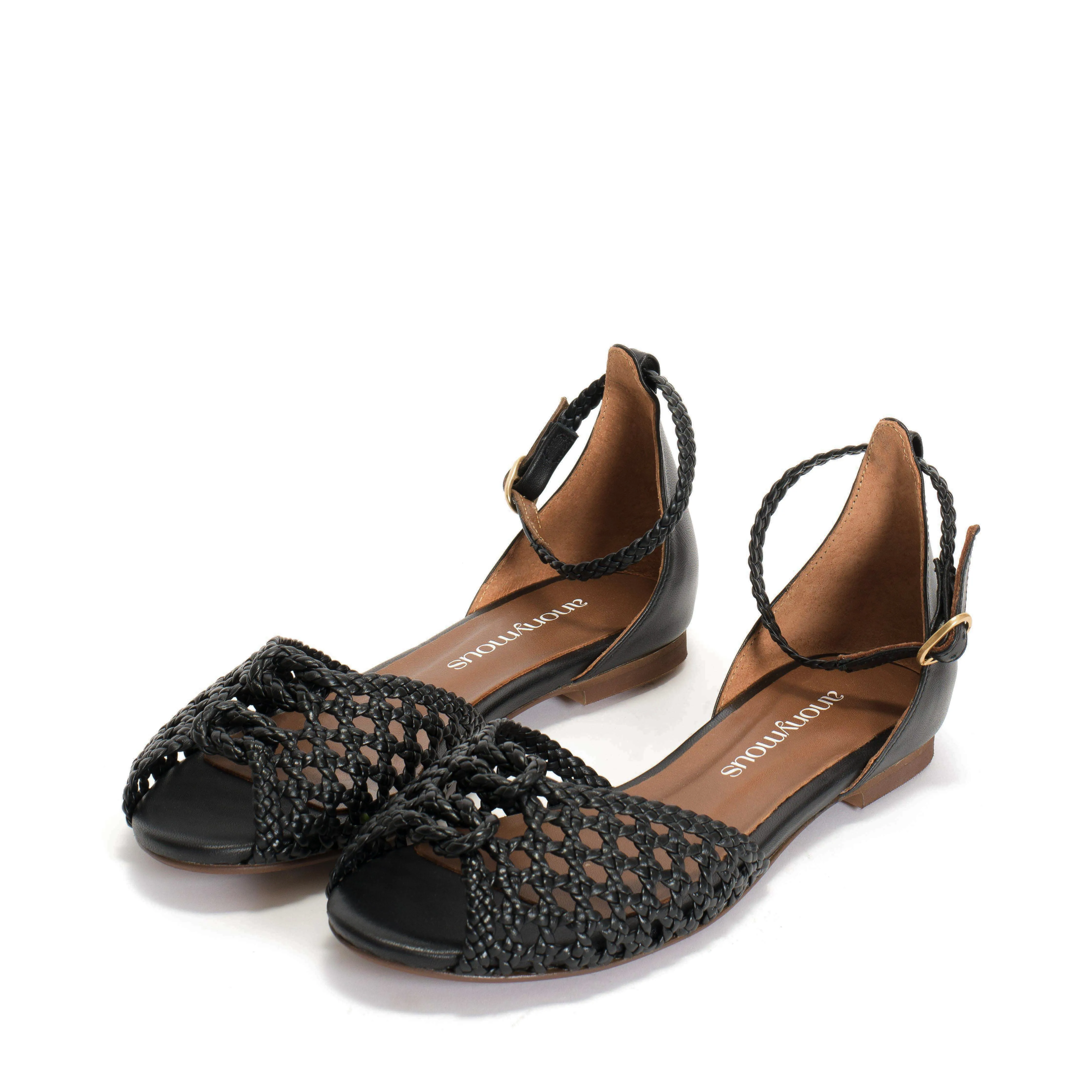 Lucy 10 Hand-braided leather Black