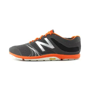 NEW BALANCE MINIMUS 20V3