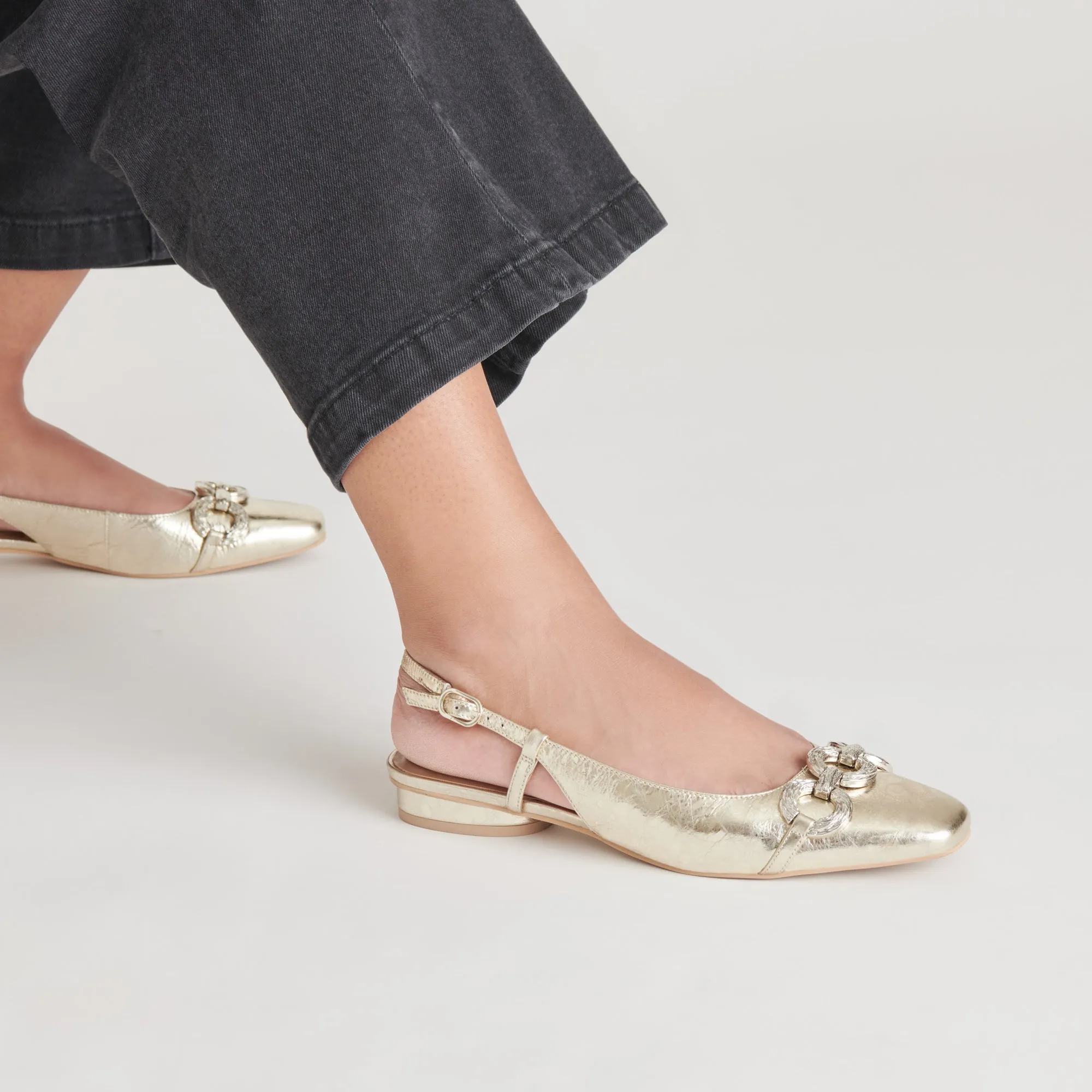 RAMANO FLATS PLATINUM DISTRESSED LEATHER