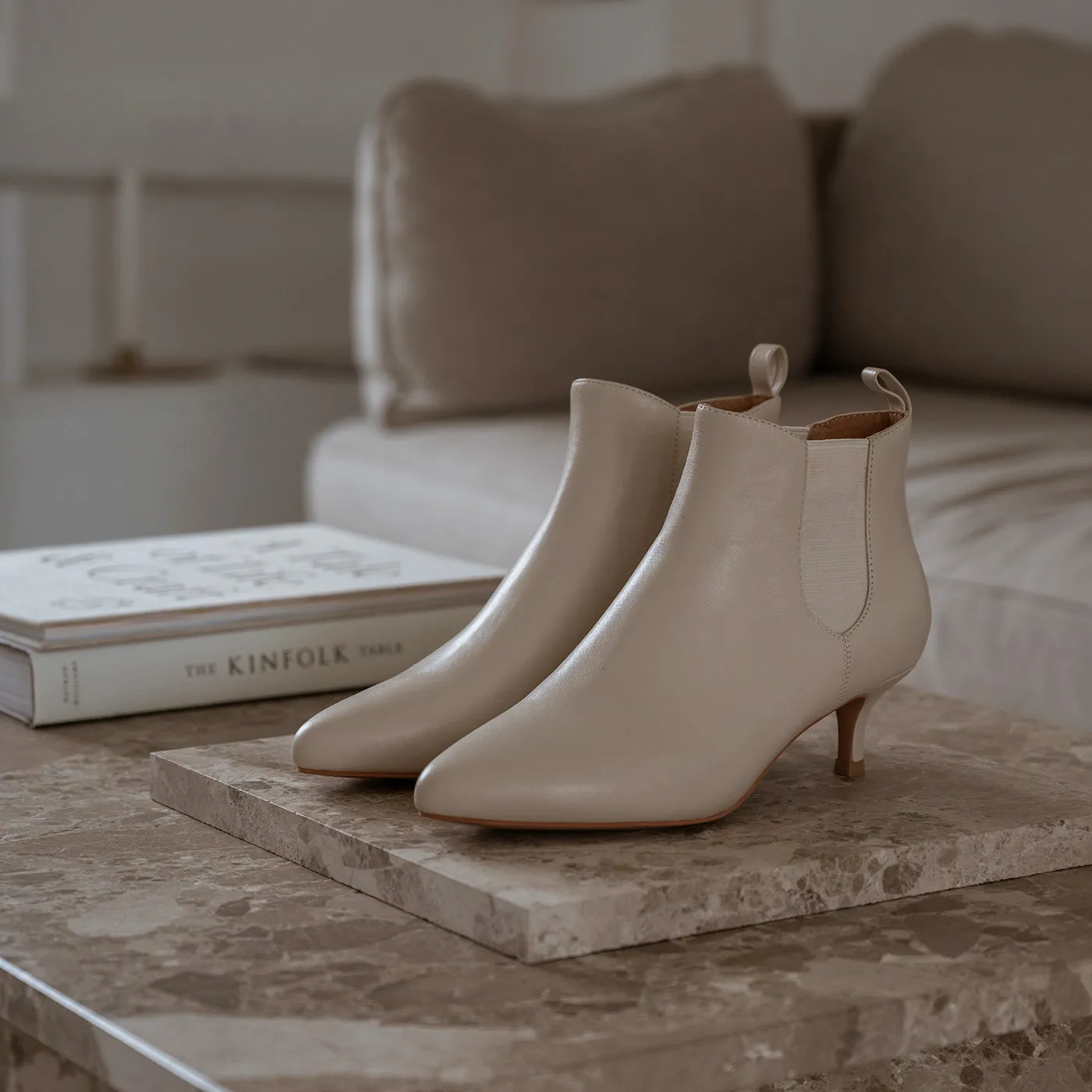 Saga chelsea boot leather - OFF WHITE