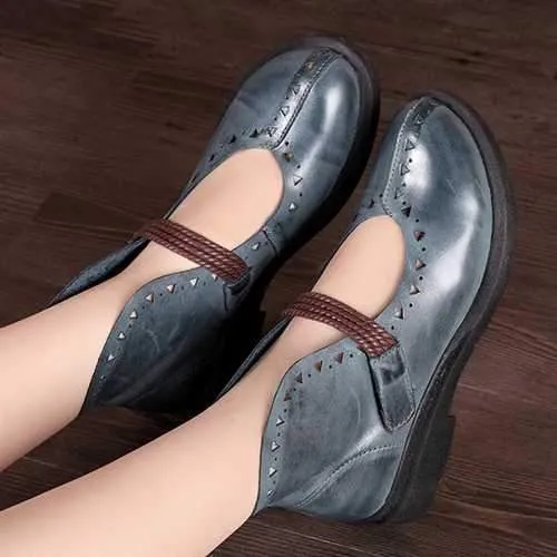 SOCOFY Retro Hollow Out Flat Leather Shoes