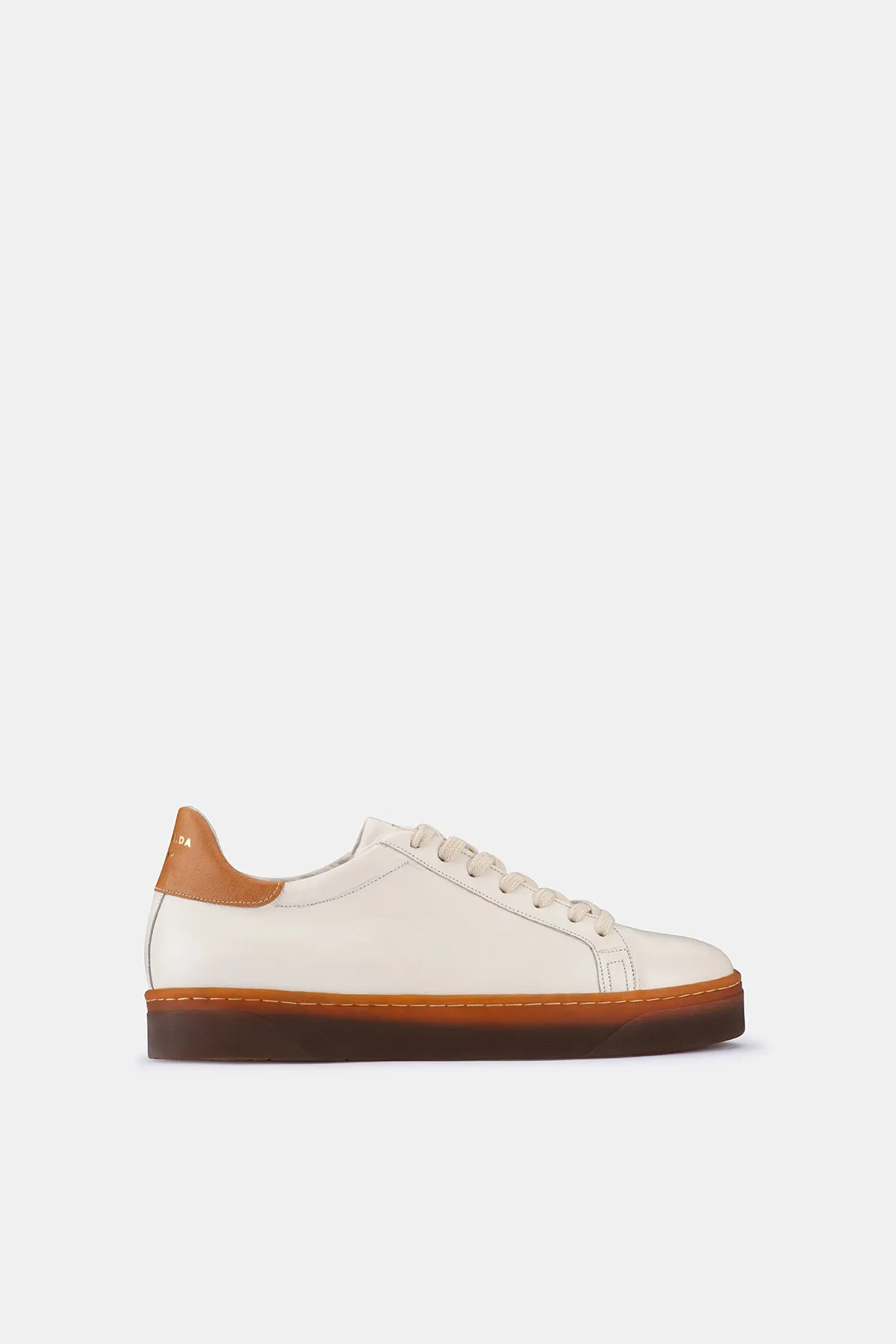 Sorrento tan sneaker