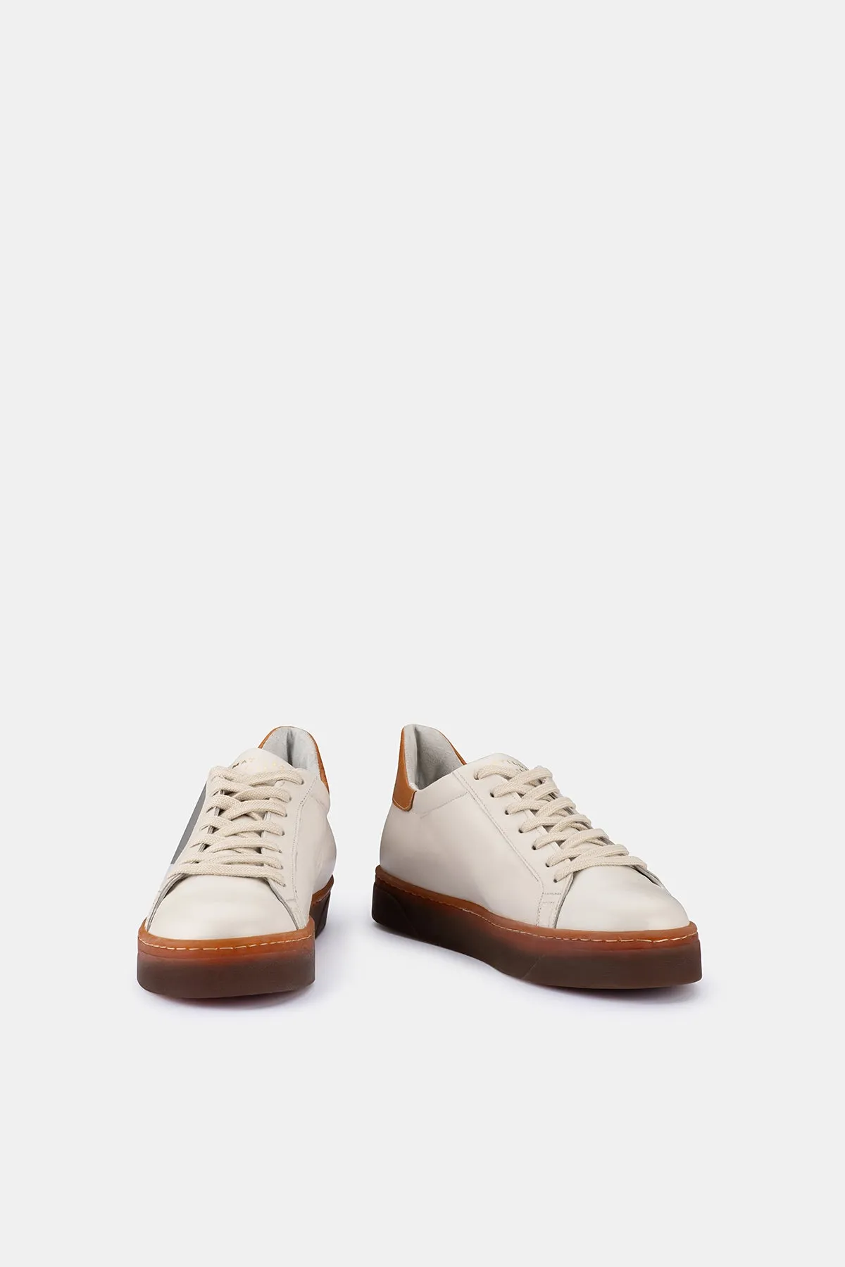 Sorrento tan sneaker