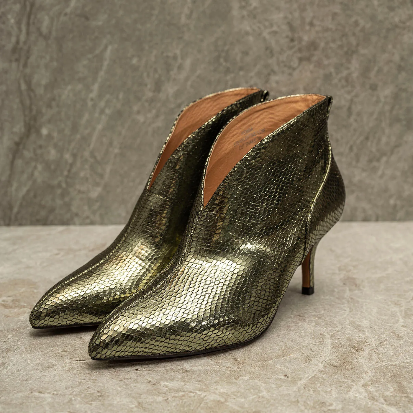 Valentine Leather Low Cut Bootie - SILVER OLIVE