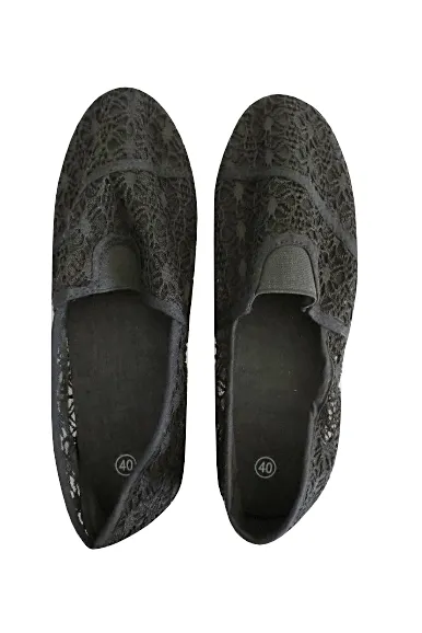 Womens Floral Lace Black Slip-on Flats